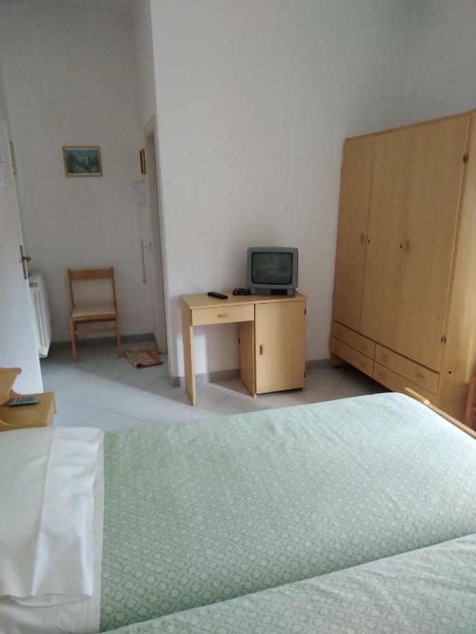 Albergo Villa Canapini 基安奇安诺泰尔梅 外观 照片